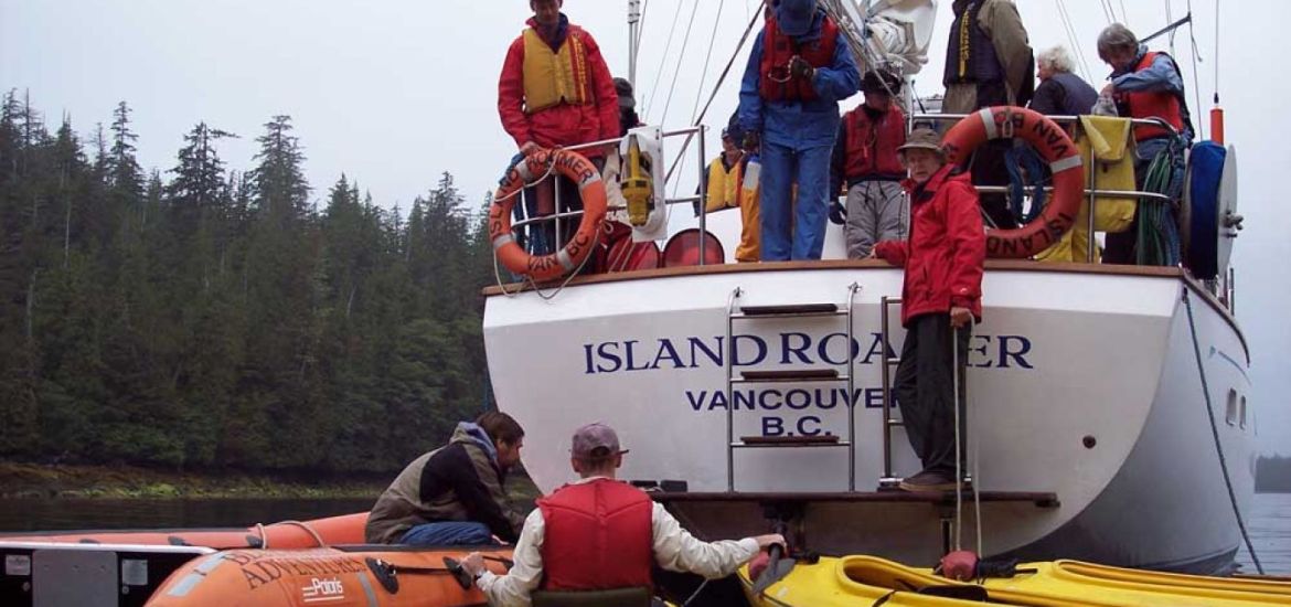 Loading on and off the zodiacs with the Island Roamer